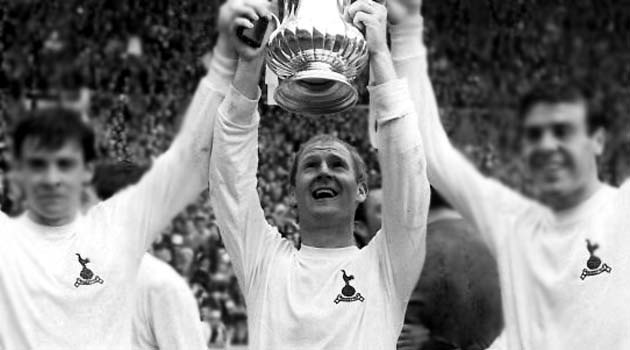 Автор победного гола в финале Кубка Англии 1967-го года в составе "Тоттенхэма" нападающий Фрэнк Саул в 1968-м был обменен на Мартина Чиверса из "Саутгемптона"