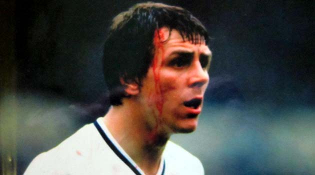Грэм Робертс, выигравший в составе "Тоттенхэма" два Кубка Англии и Кубок УЕФА-1984, начинал свою карьеру в "Саутгемптоне"