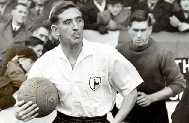 Дэнни Блэнчфлауэр - капитан великолепной команды Билла Николсона, сделавшей Золотой Дубль и первой из английских команд взявшей еврокубок, пришёл в "Тоттенхэм" в  1954-м году именно из "Астон Виллы"